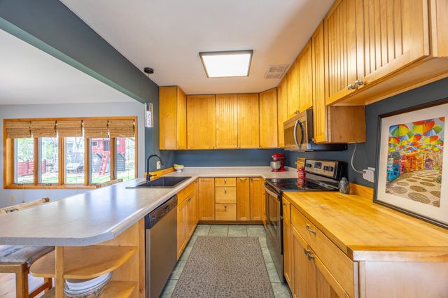 3681 Kenny Lane, White Bear Lake, MN 55110