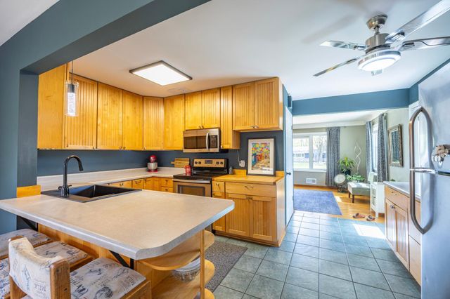 3681 Kenny Lane, White Bear Lake, MN 55110