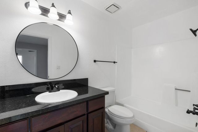 7712 Redwood Drive NW, Albuquerque, NM 87120