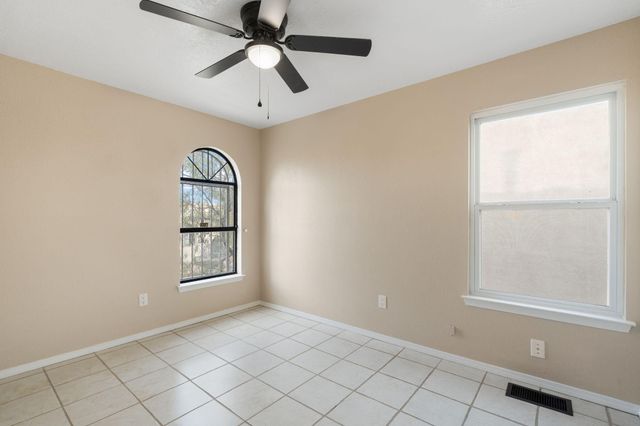 7712 Redwood Drive NW, Albuquerque, NM 87120