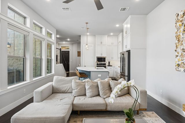 5105 Artemesia Lane, Dallas, TX 75209