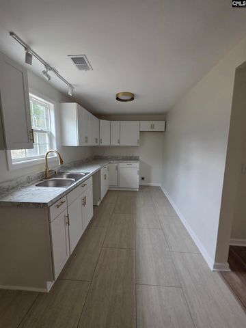 416 Thames Street, Manning, SC 29102
