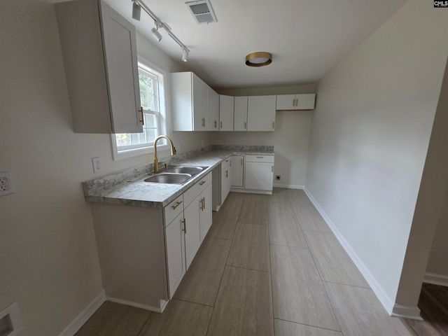 416 Thames Street, Manning, SC 29102
