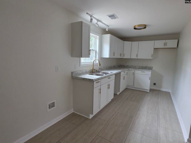 416 Thames Street, Manning, SC 29102