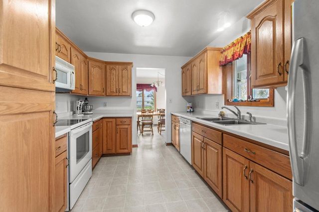 W9789 RIVER BANK ROAD, Clintonville, WI 54929