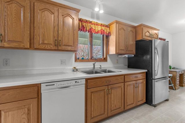 W9789 RIVER BANK ROAD, Clintonville, WI 54929