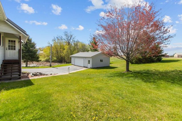 W9789 RIVER BANK ROAD, Clintonville, WI 54929