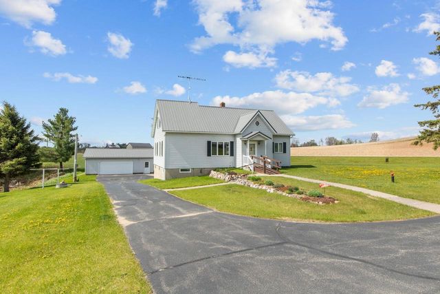 W9789 RIVER BANK ROAD, Clintonville, WI 54929