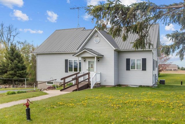 W9789 RIVER BANK ROAD, Clintonville, WI 54929
