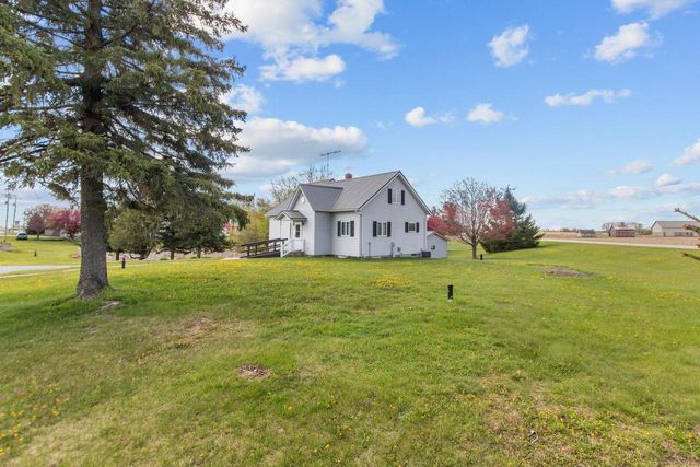 W9789 RIVER BANK ROAD, Clintonville, WI 54929