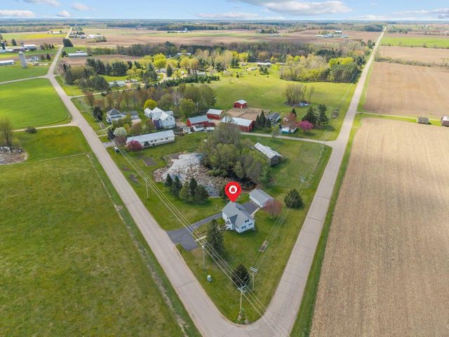 W9789 RIVER BANK ROAD, Clintonville, WI 54929