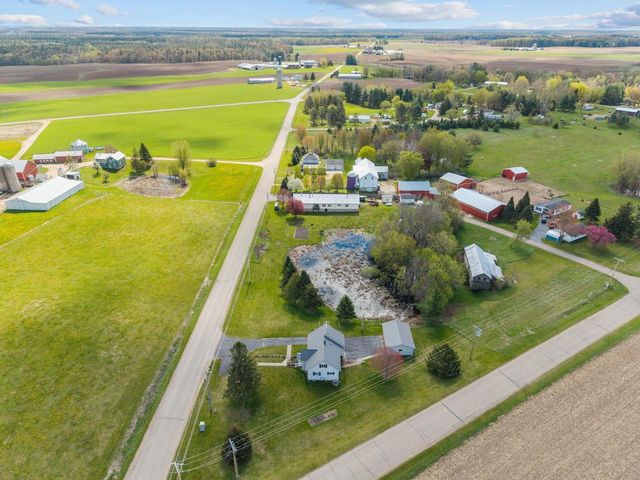 W9789 RIVER BANK ROAD, Clintonville, WI 54929