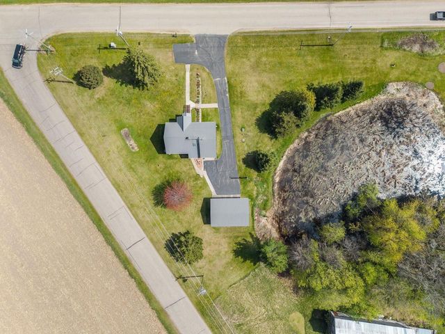 W9789 RIVER BANK ROAD, Clintonville, WI 54929