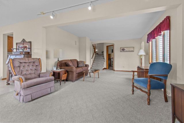 W9789 RIVER BANK ROAD, Clintonville, WI 54929