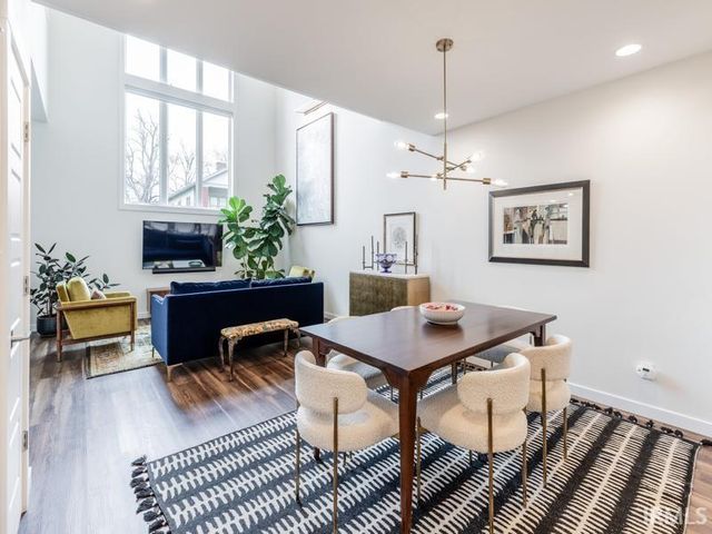 31 Jefferson Ave Ste 102, Evansville, IN 47713