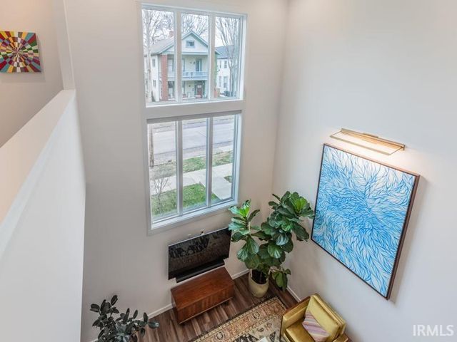 31 Jefferson Ave Ste 102, Evansville, IN 47713