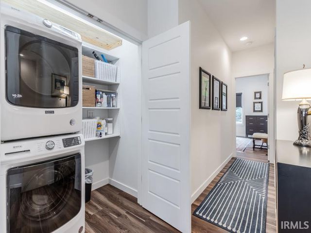 31 Jefferson Ave Ste 102, Evansville, IN 47713