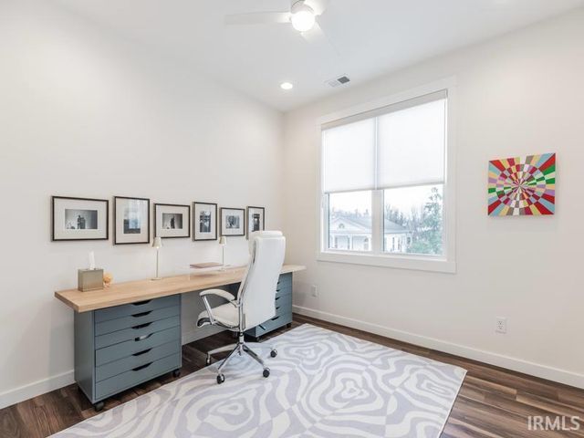 31 Jefferson Ave Ste 102, Evansville, IN 47713