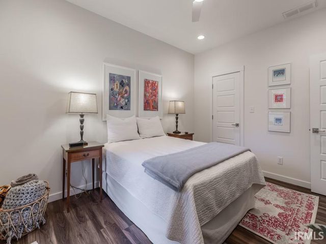 31 Jefferson Ave Ste 102, Evansville, IN 47713