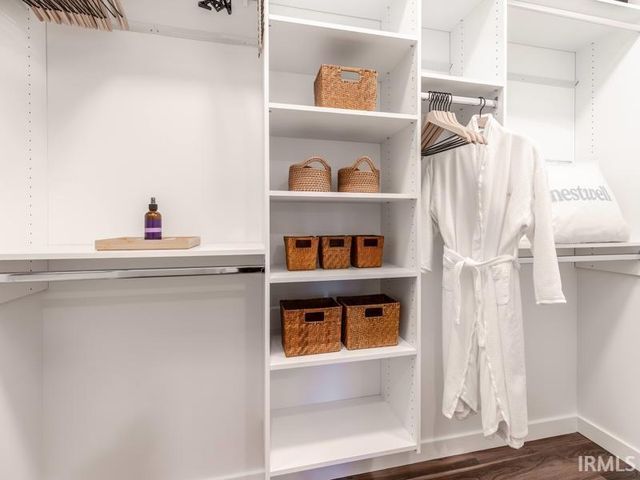 31 Jefferson Ave Ste 102, Evansville, IN 47713