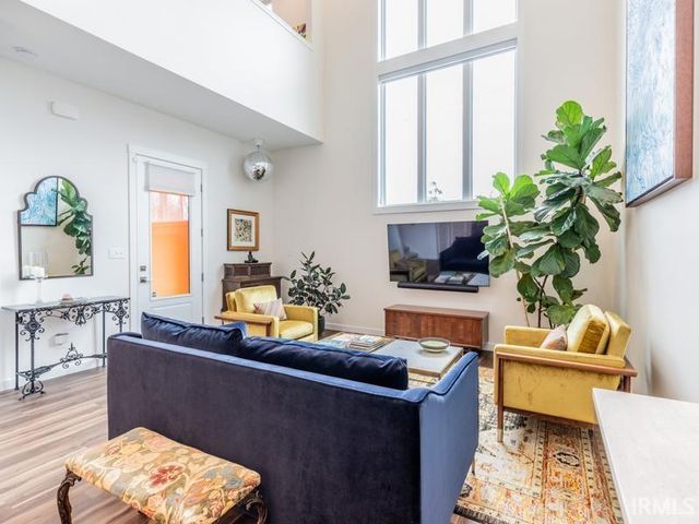 31 Jefferson Ave Ste 102, Evansville, IN 47713