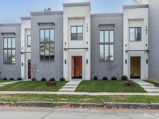 31 Jefferson Ave Ste 102, Evansville, IN 47713