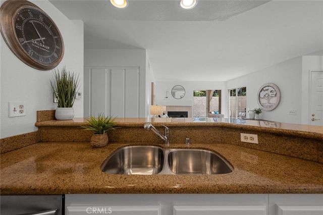 26622 Merienda 4, Laguna Hills, CA 92656