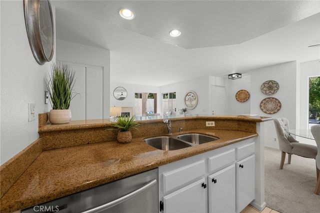 26622 Merienda 4, Laguna Hills, CA 92656