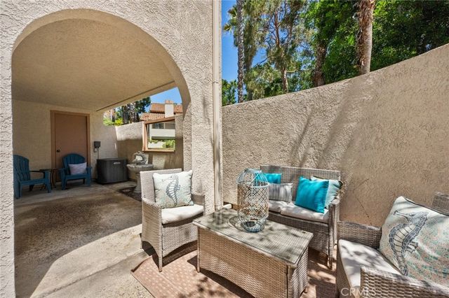 26622 Merienda 4, Laguna Hills, CA 92656