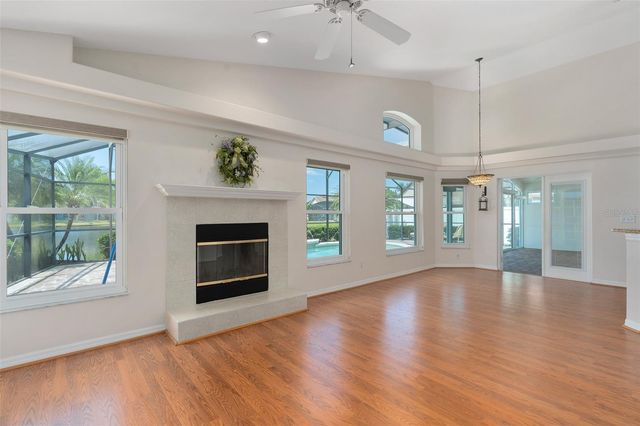 614 CANARY ISLAND COURT, Orlando, FL 32828