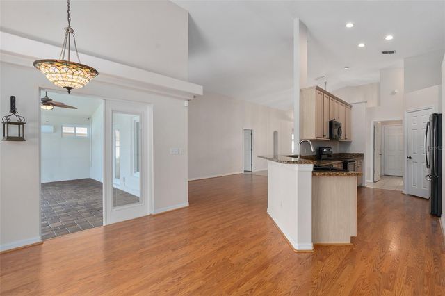 614 CANARY ISLAND COURT, Orlando, FL 32828