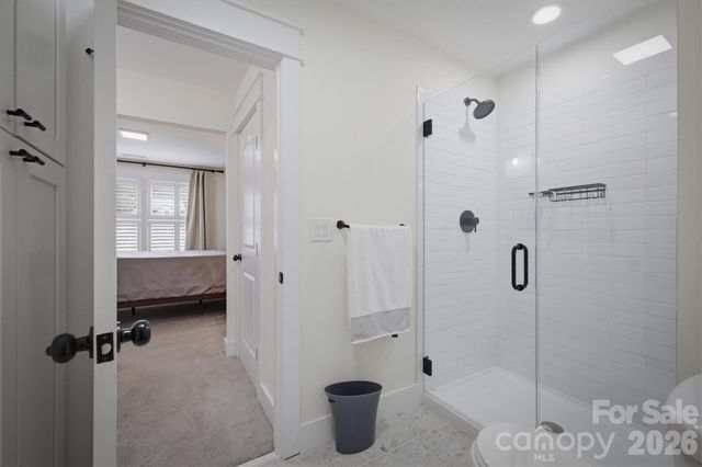 4820 Glen Hollow Lane NE, Hickory, NC 28601