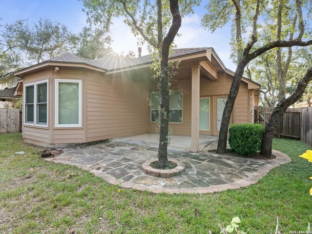 26710 Trinity Hill, San Antonio, TX 78261