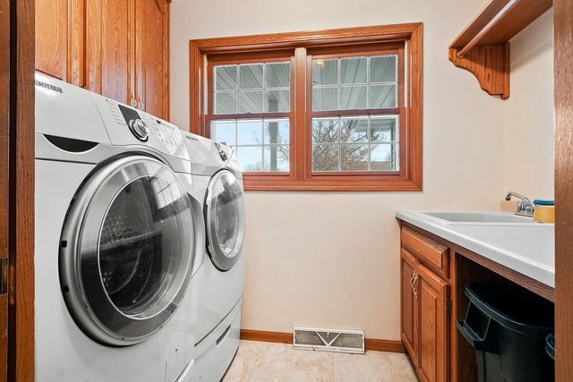 2640 SOMAN COURT, Green Bay, WI 54311
