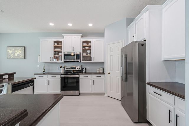 1112 LAVAUR COURT, Kissimmee, FL 34759