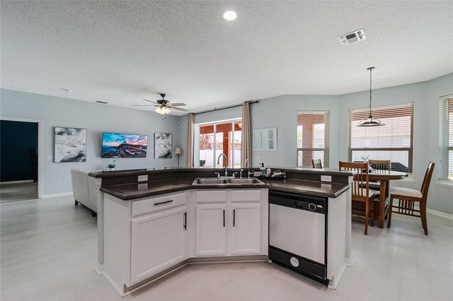 1112 LAVAUR COURT, Kissimmee, FL 34759