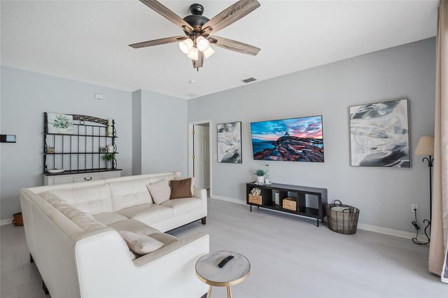 1112 LAVAUR COURT, Kissimmee, FL 34759