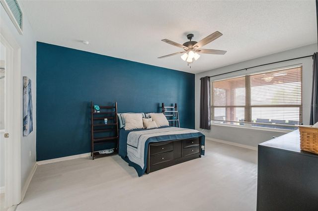 1112 LAVAUR COURT, Kissimmee, FL 34759