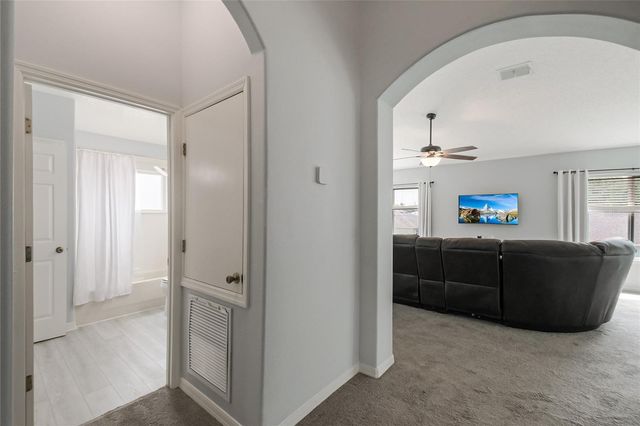 1112 LAVAUR COURT, Kissimmee, FL 34759