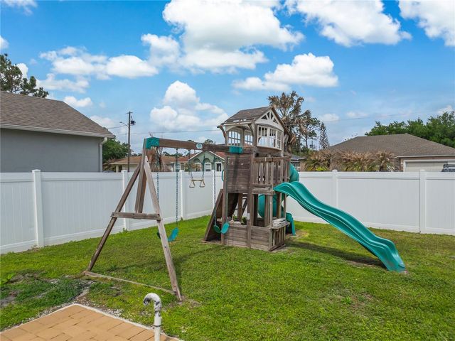 1112 LAVAUR COURT, Kissimmee, FL 34759