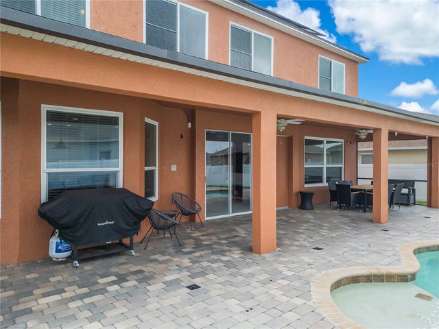 1112 LAVAUR COURT, Kissimmee, FL 34759