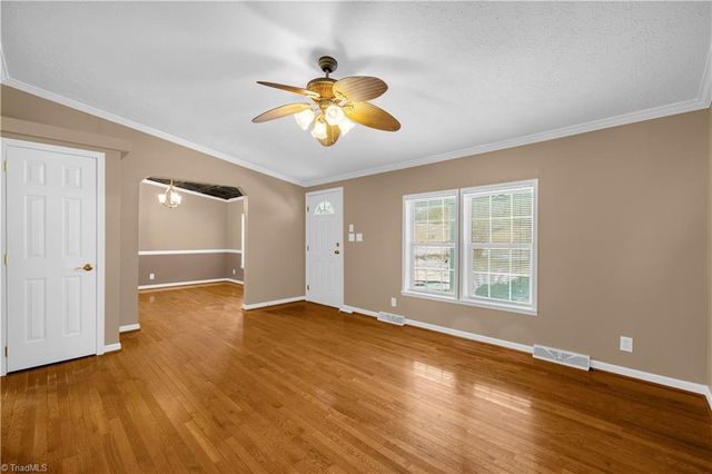 2631 Price Grange Road, Eden, NC 27288