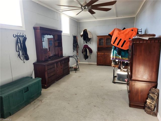 2631 Price Grange Road, Eden, NC 27288