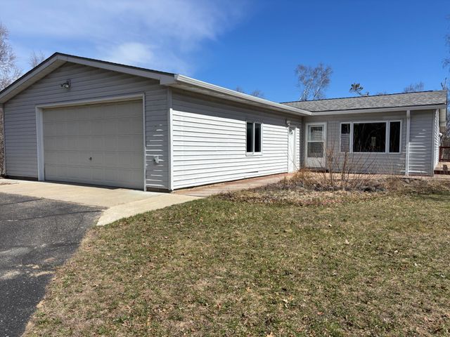 4607 Cherry Lane NE, Bemidji, MN 56601