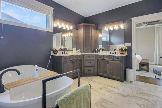 13333 Camas Drive, St. John, IN 46373