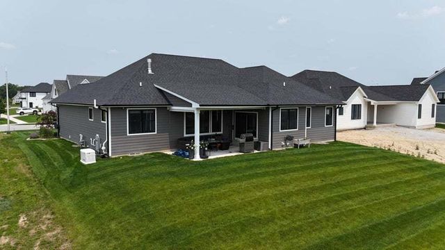 13333 Camas Drive, St. John, IN 46373