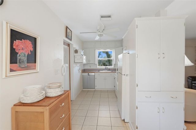 5375 49TH AVENUE N, St Petersburg, FL 33709