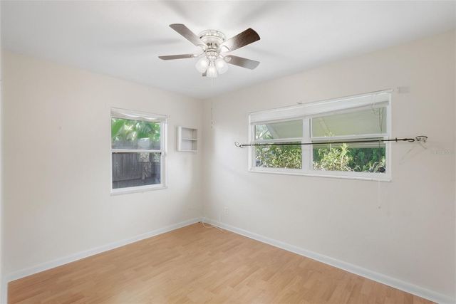 5375 49TH AVENUE N, St Petersburg, FL 33709