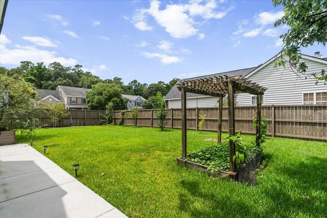 7200 Wistling Godwit Way, Hanahan, SC 29410