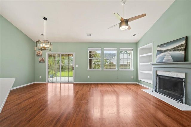 7200 Wistling Godwit Way, Hanahan, SC 29410